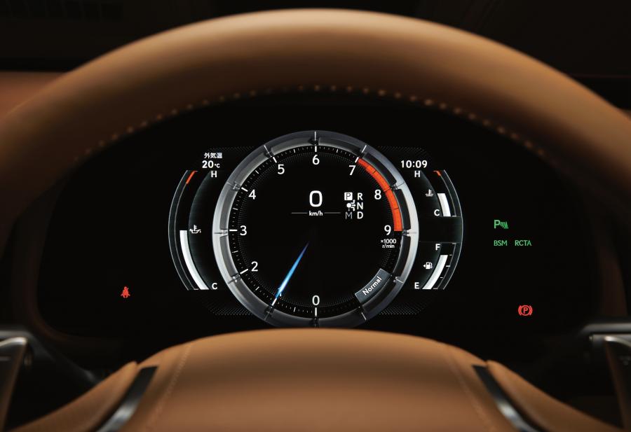 Панель приборов Lexus LC500 2017 года  (JP) (фото 10 из 40)